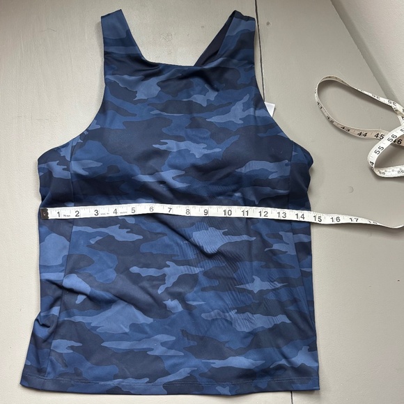 EUC Athleta Lightning Support Tank Camo Lux Navy M Yoga Lift Run Pilates Climb - Picture 4 of 6
